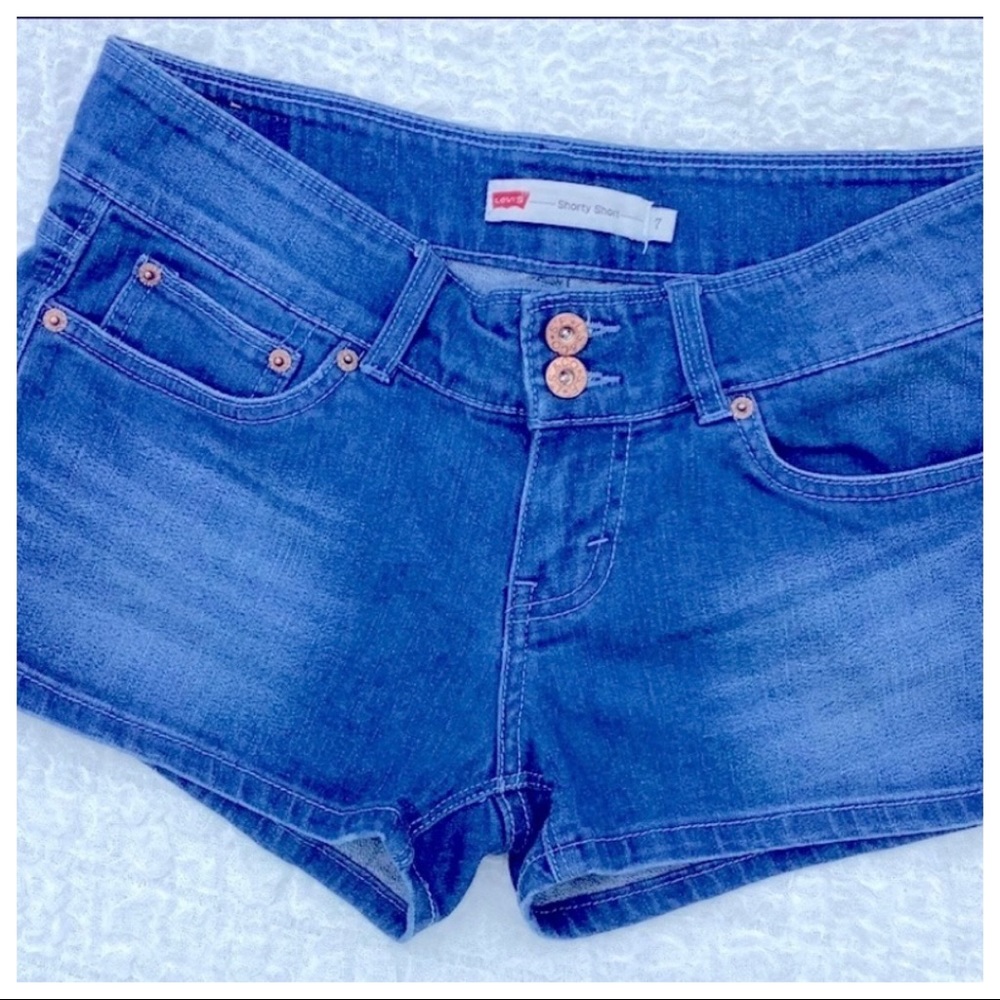 Jr 7 Waist 30” LEVIS ‘Shorty Short’ Jean Cutoff Hem Shorts - Picture 12 of 16